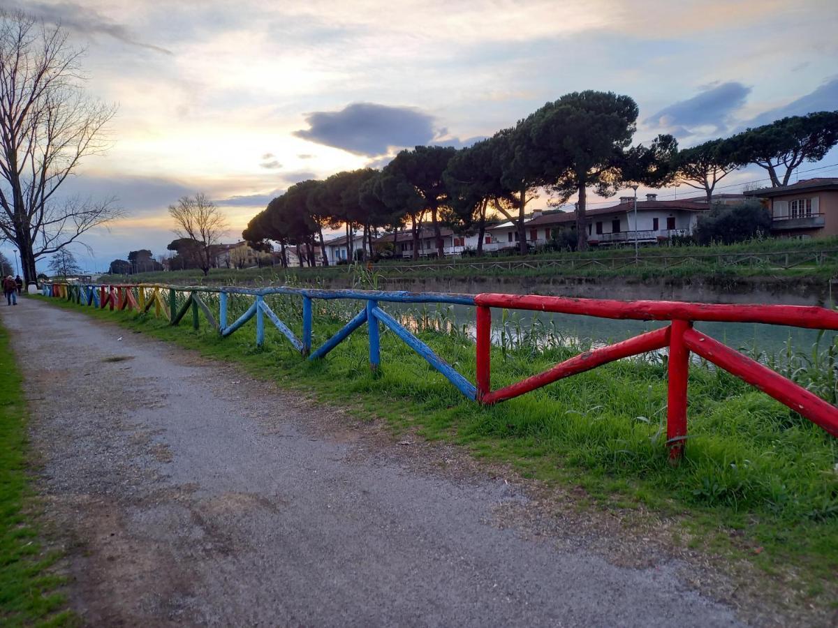 Bilocale Climatizzato A 850M Dalla Spiaggia Casa Katia Marina di Massa Exterior foto